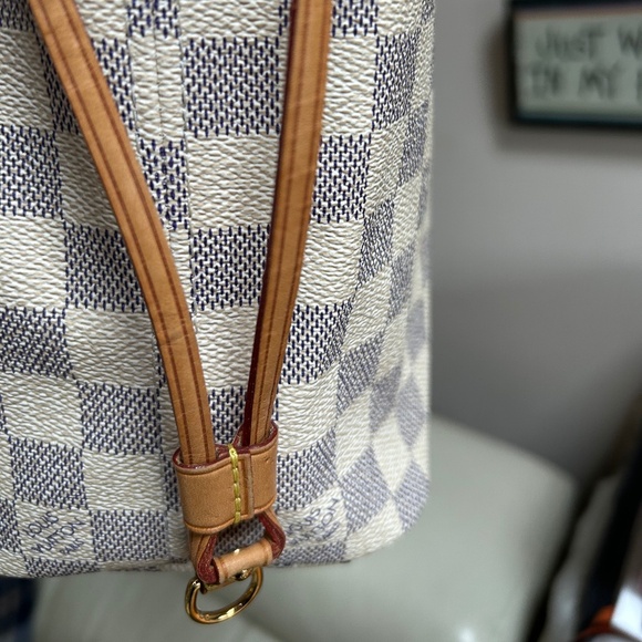 Stunning Louis Vuitton Neverfull pm🤍🩵Azur - Picture 7 of 16